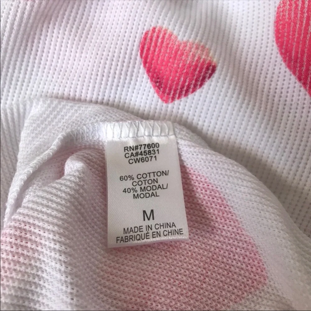 NWT Chaser White with Pink Ombré Hearts Thermal Knit Crew Neck Long Sleeve Shirt - Picture 12 of 15